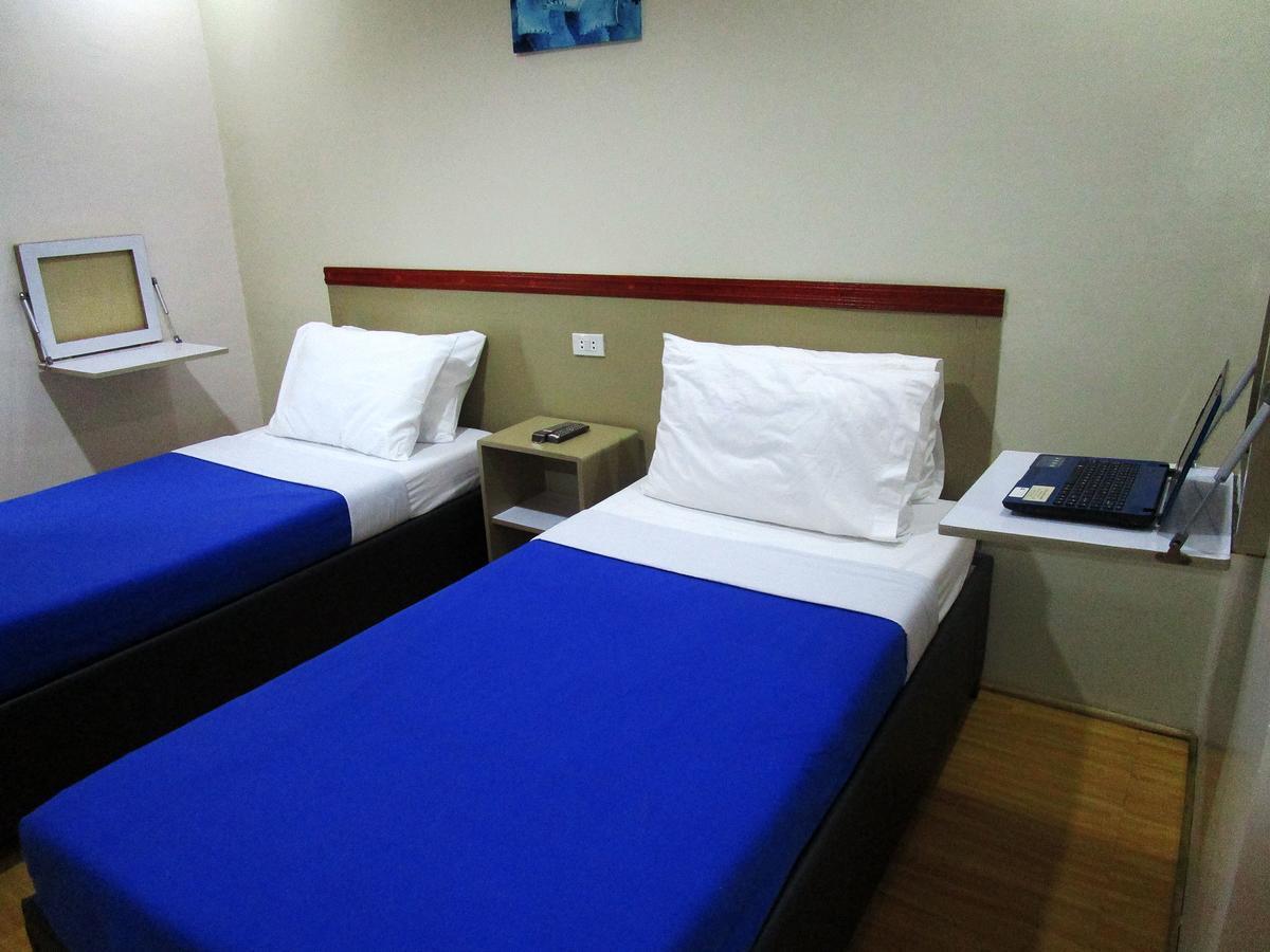 Citiscape Hotel Davao Stadt Exterior foto